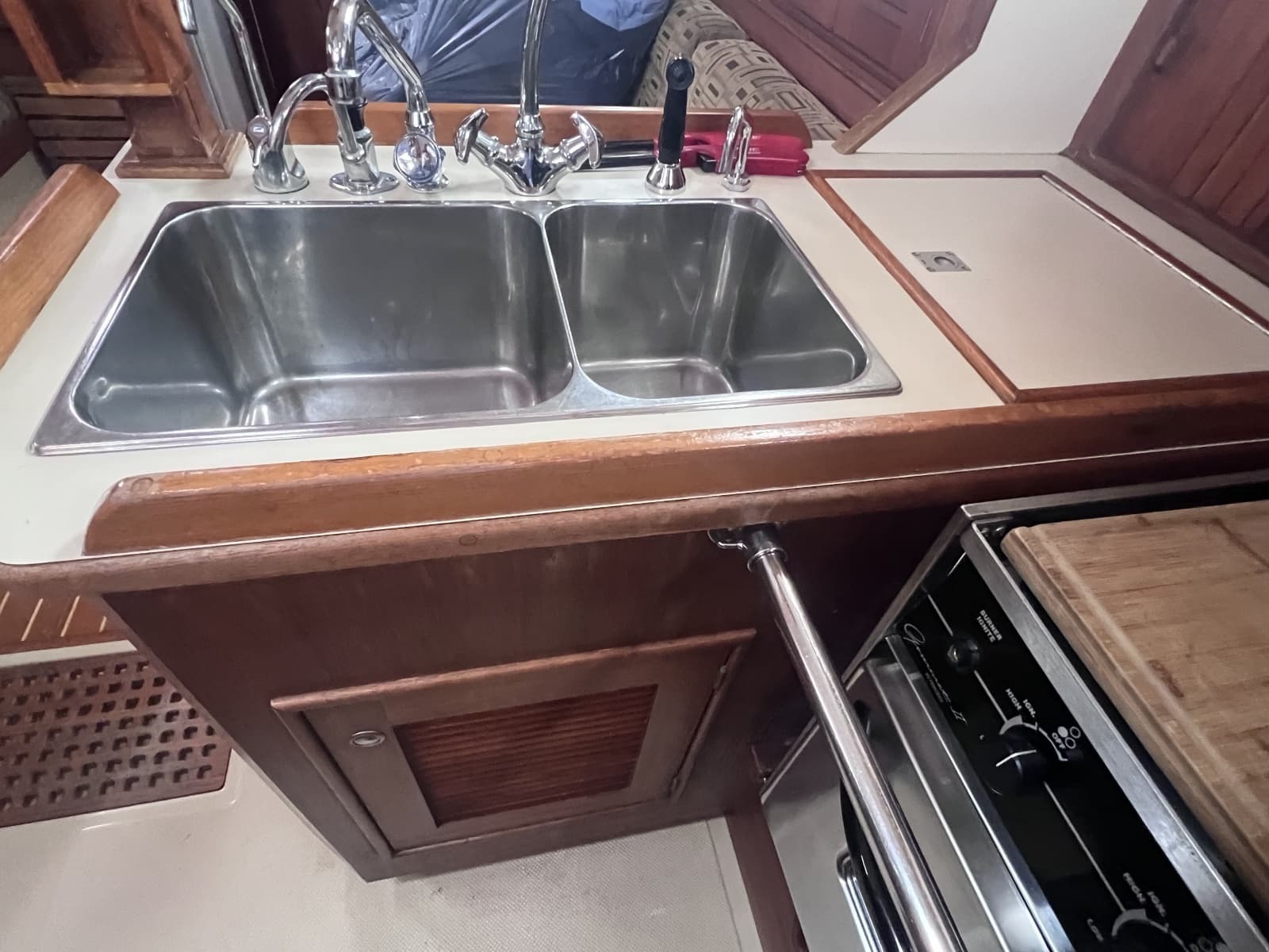 1997 Island Packet 37