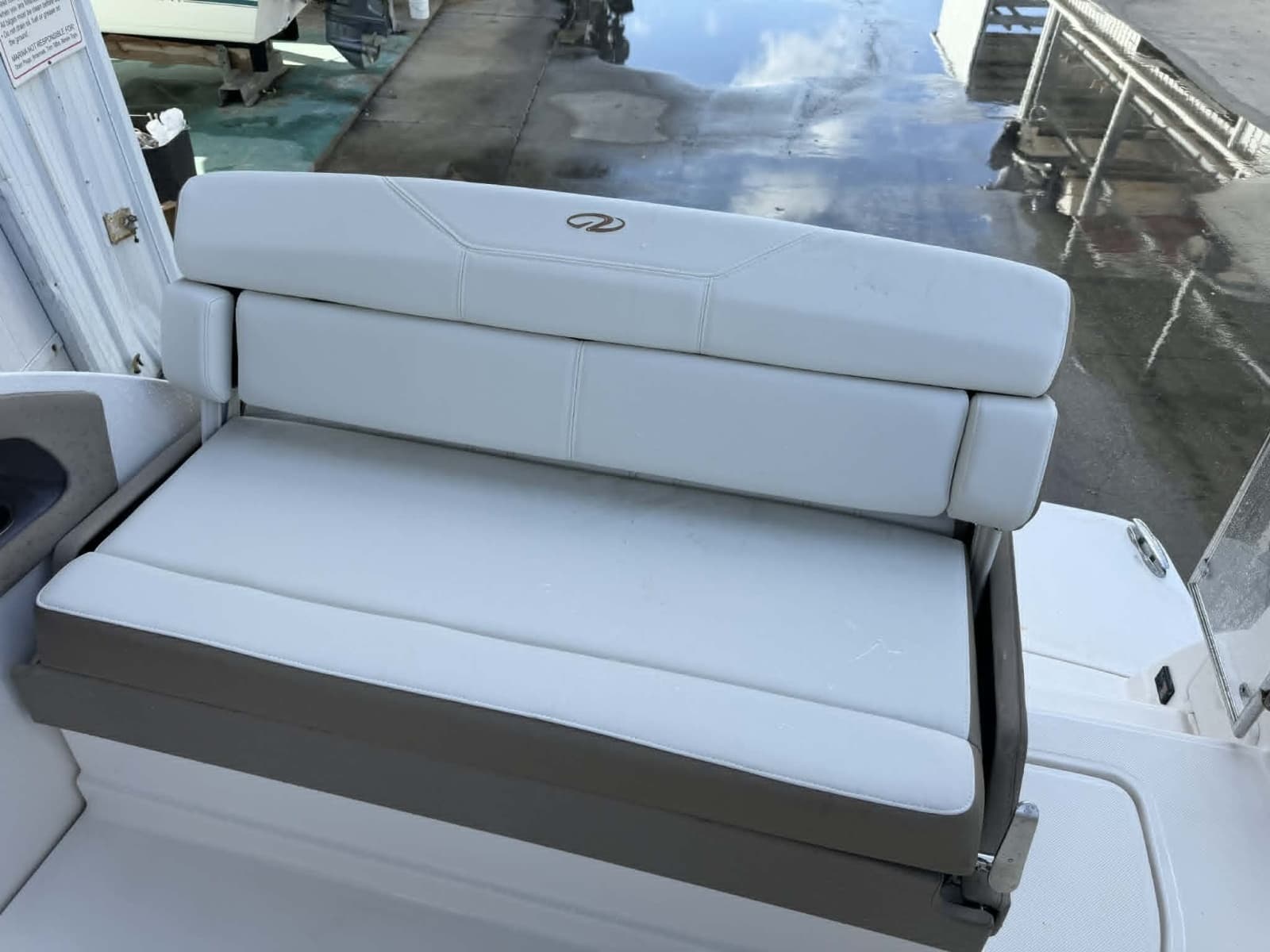 2016 Regal 28 Express