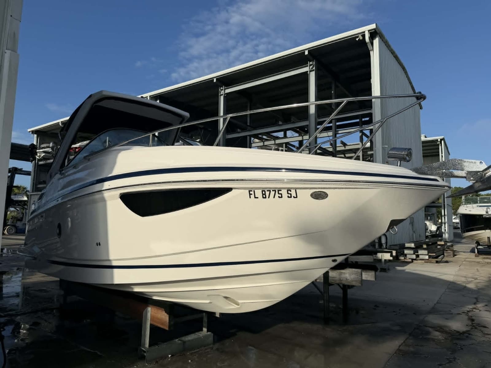 2016 Regal 28 Express