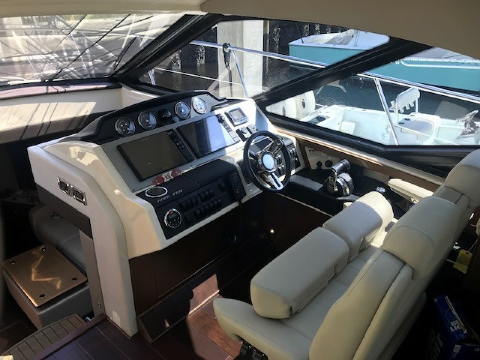 2016 Sea Ray 510 SUNDANCER