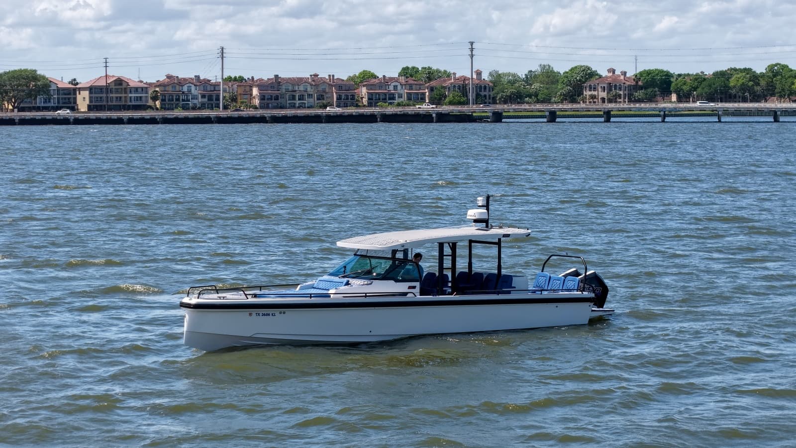 2019 Axopar 37 Sun Top