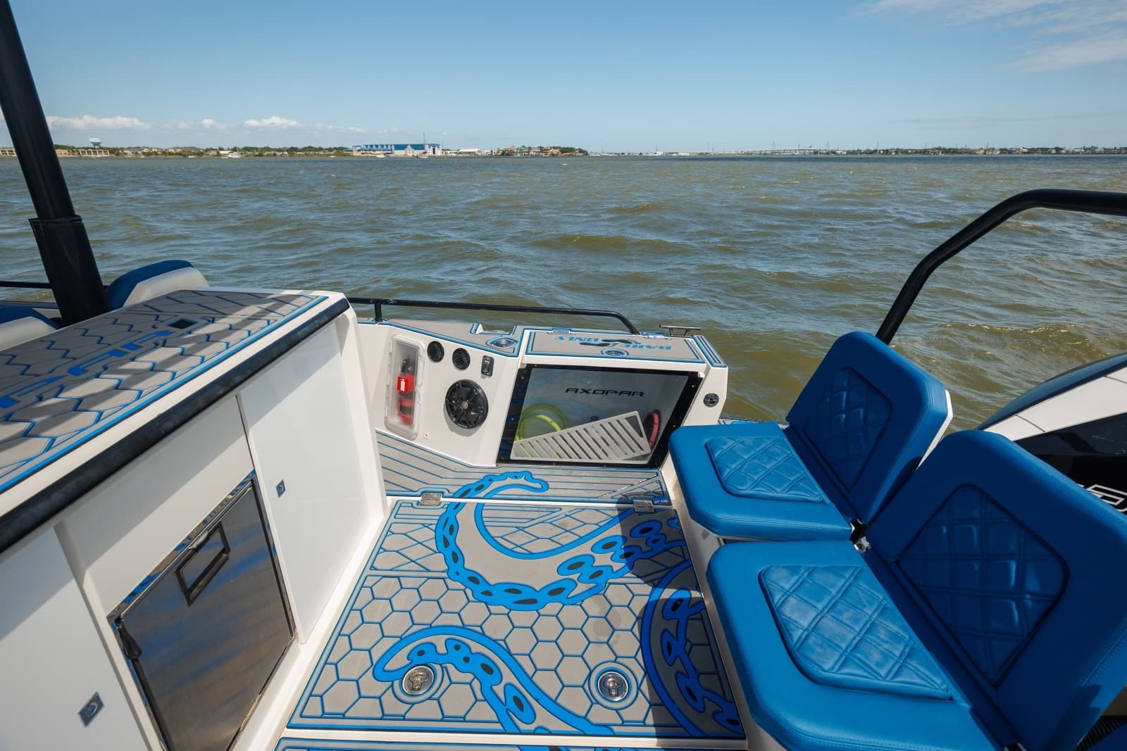 2019 Axopar 37 Sun Top