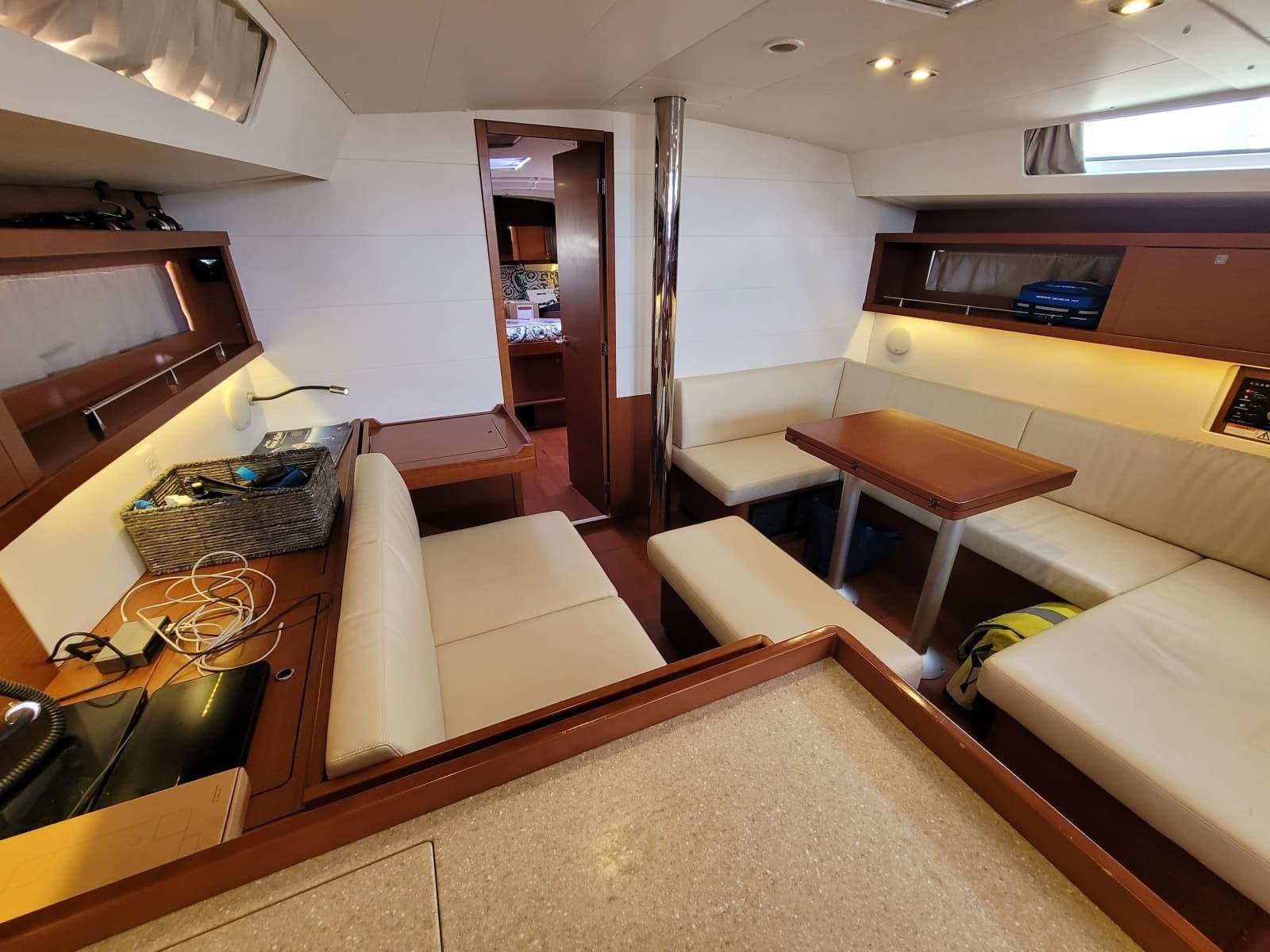 2015 Beneteau Oceanis 45