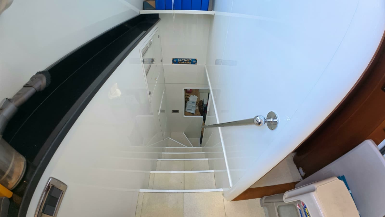 2005 Falcon Falcon 102 Flybridge