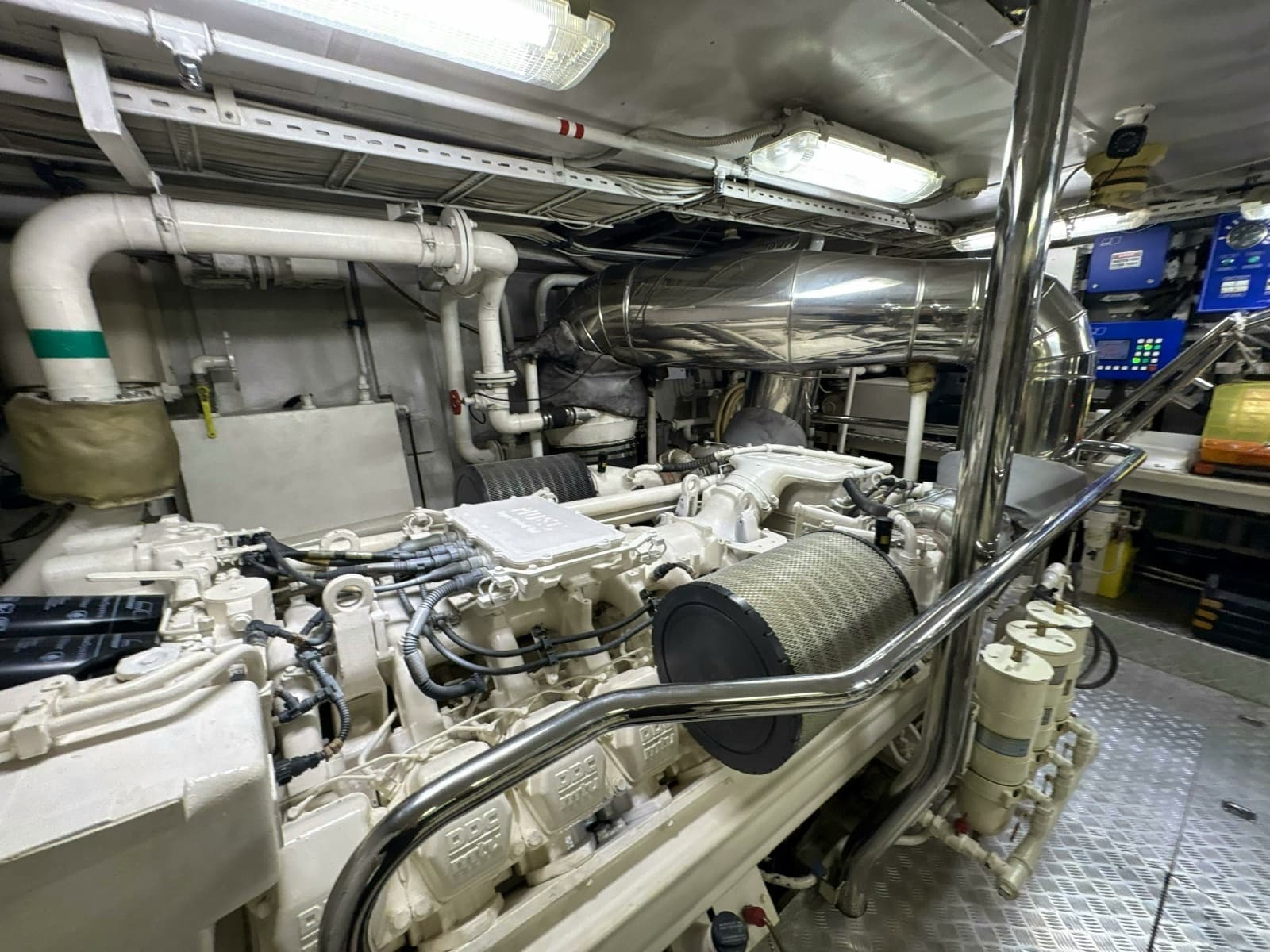 2005 Falcon Falcon 102 Flybridge