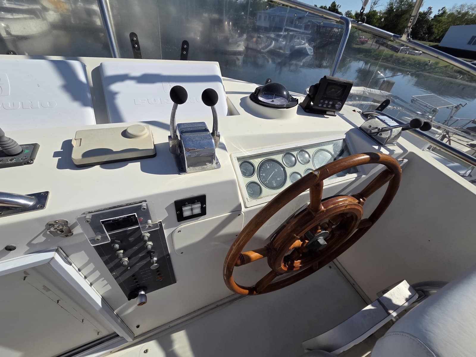 1989 Grand Banks Classic 46