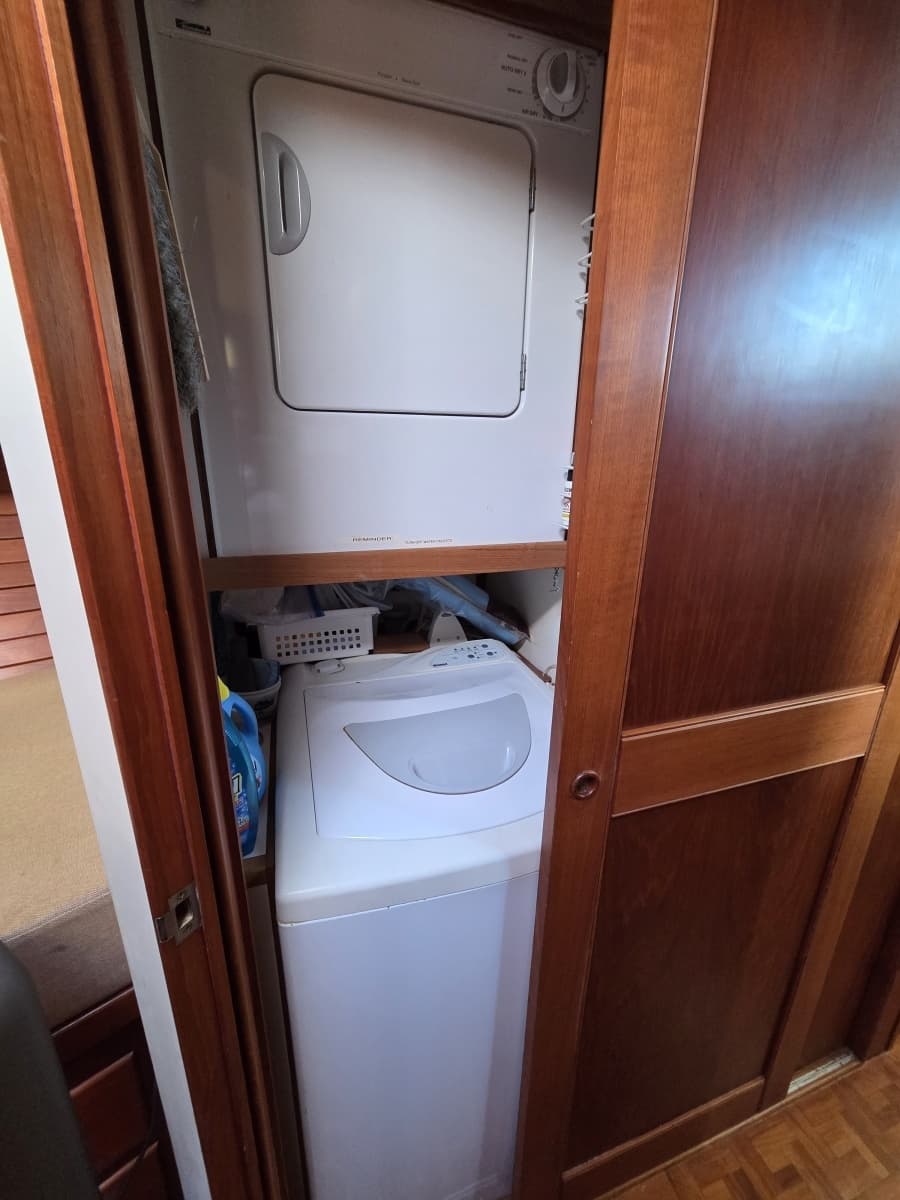 1989 Grand Banks Classic 46