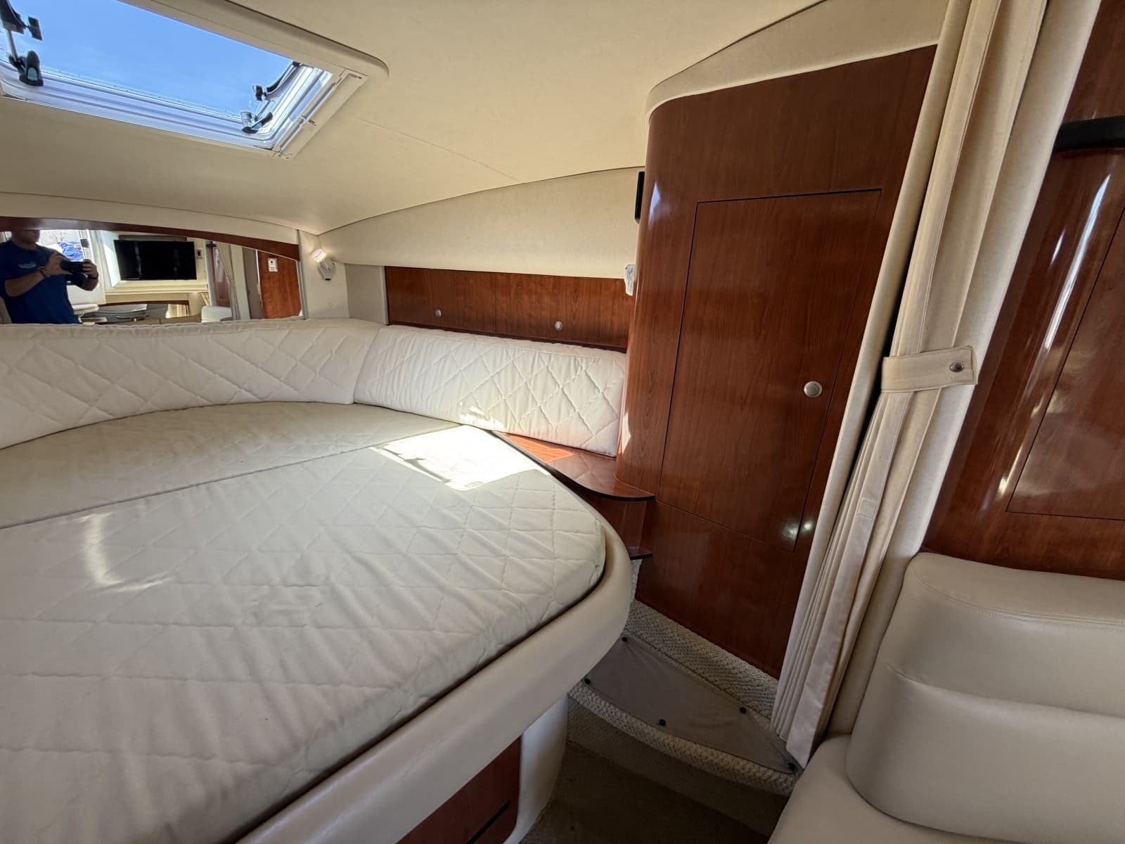 2006 Sea Ray 320 Sundancer