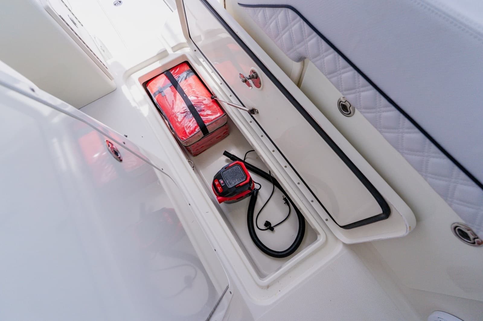 2008 Hydra-Sports 3500 VX