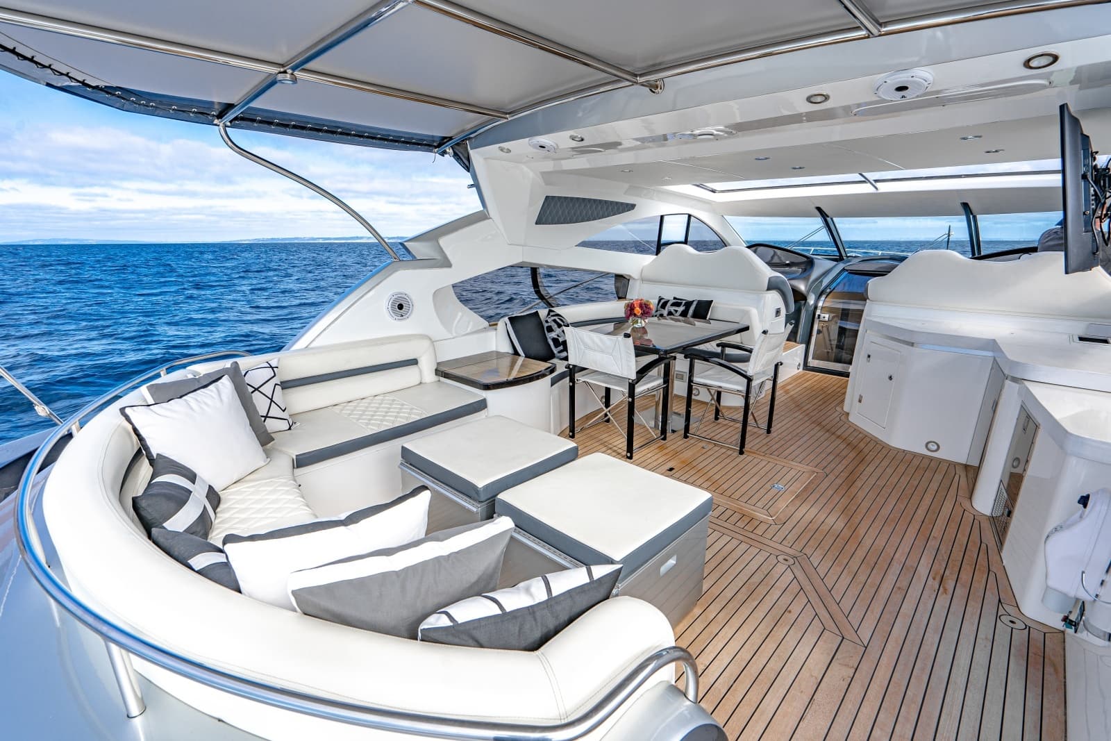 2005 Sunseeker 68 Predator