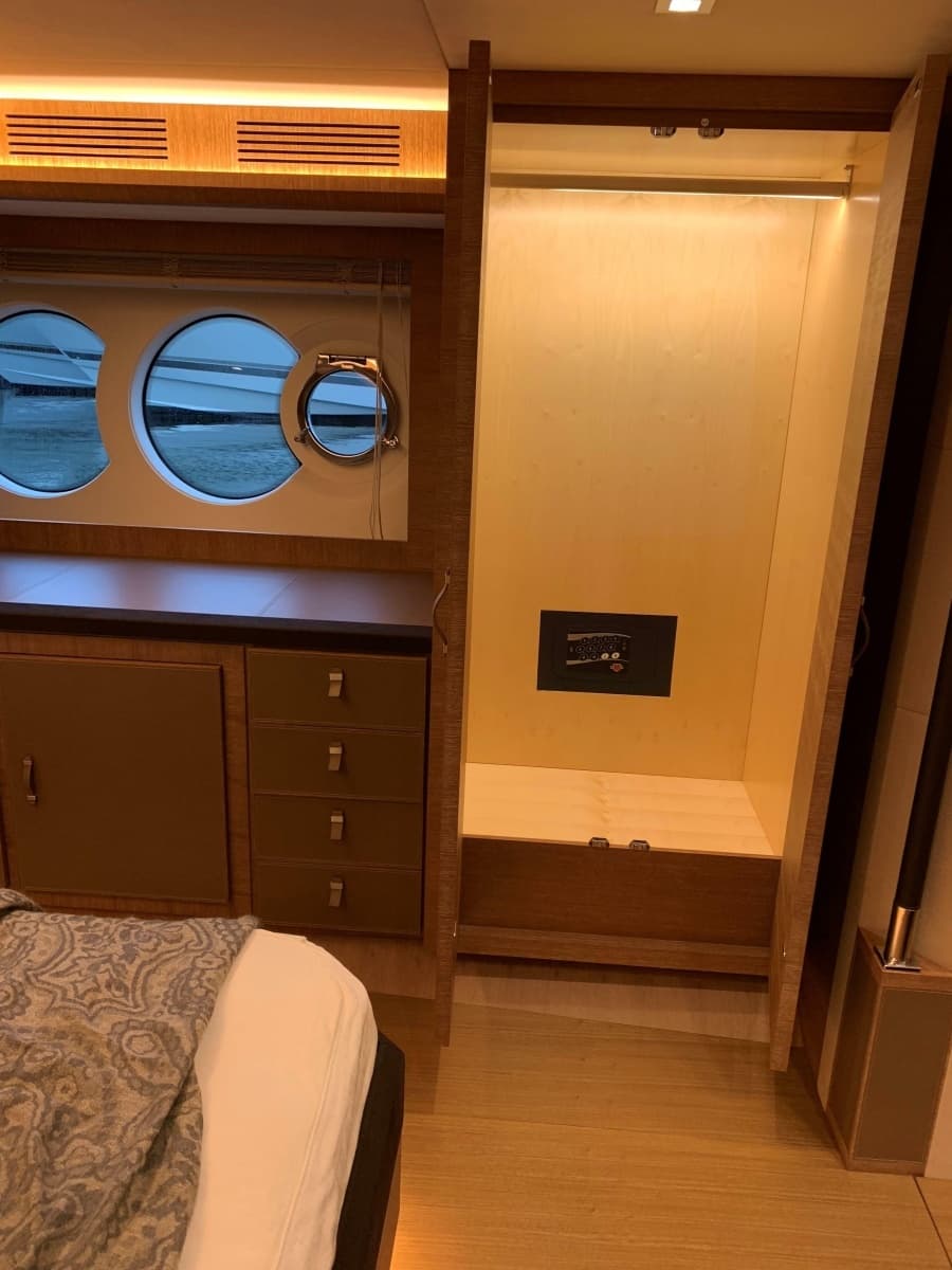 2018 Monte Carlo Yachts MCY 65