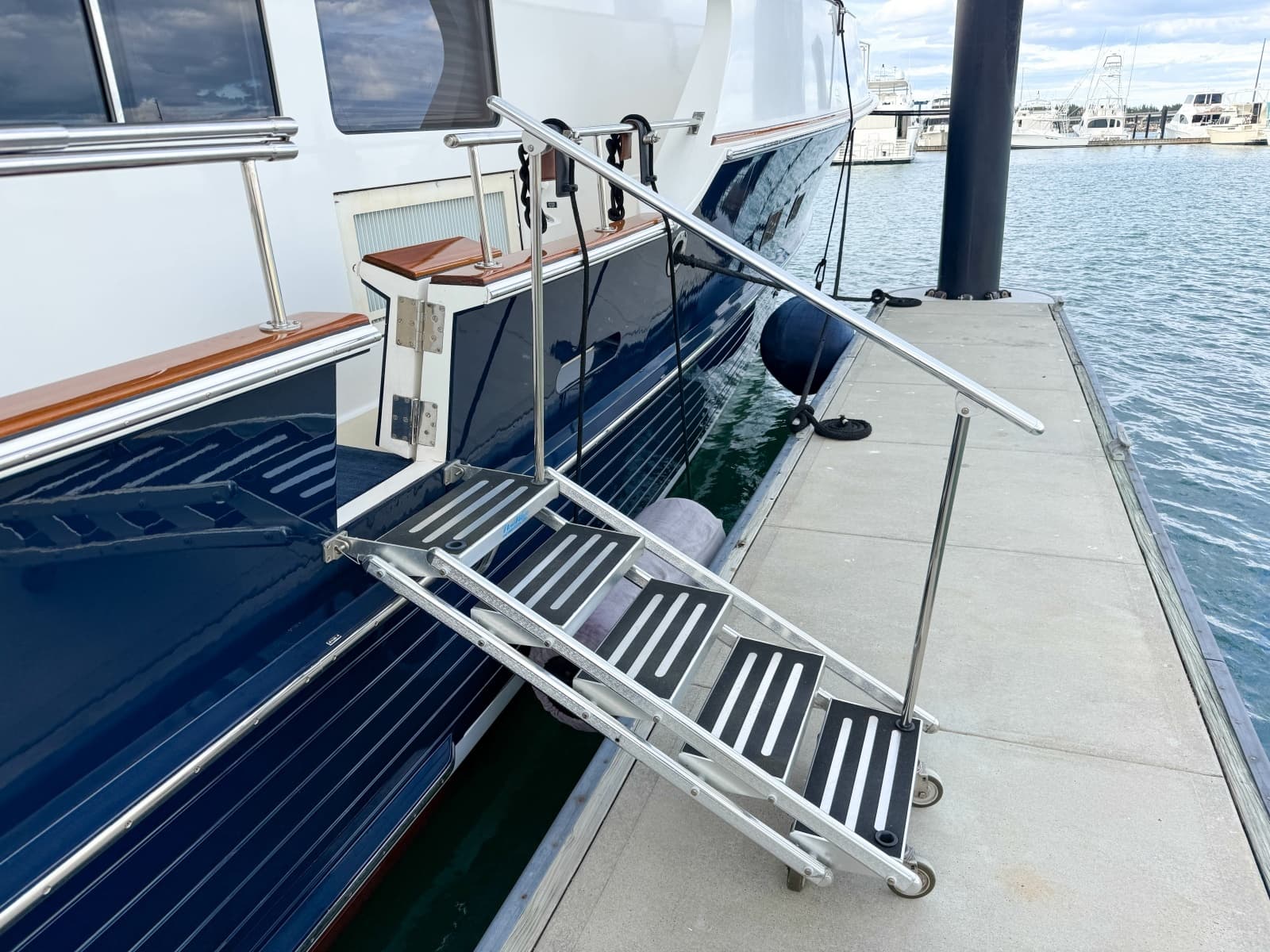 2003 Grand Banks 64 Aleutian RP