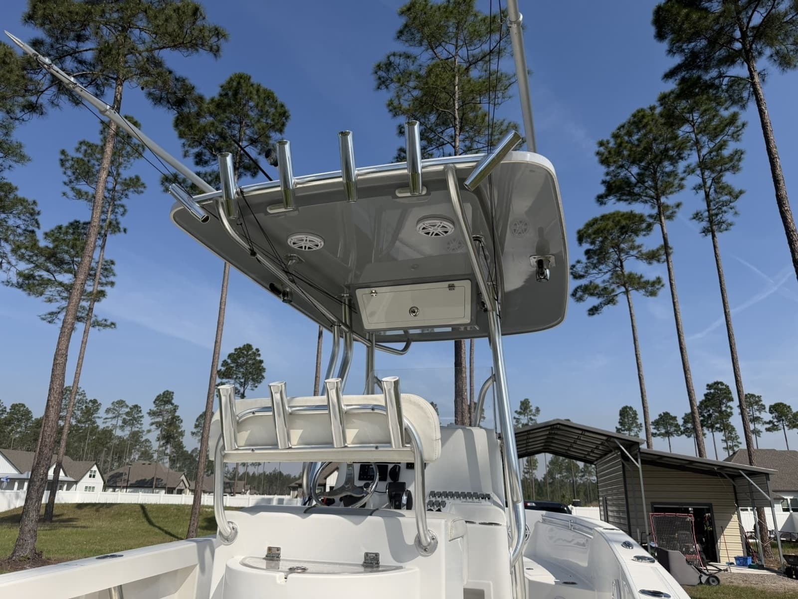 2019 Reef Runner 230XS