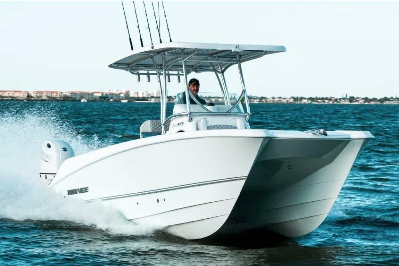 2026 Twin Vee 240 STX CC