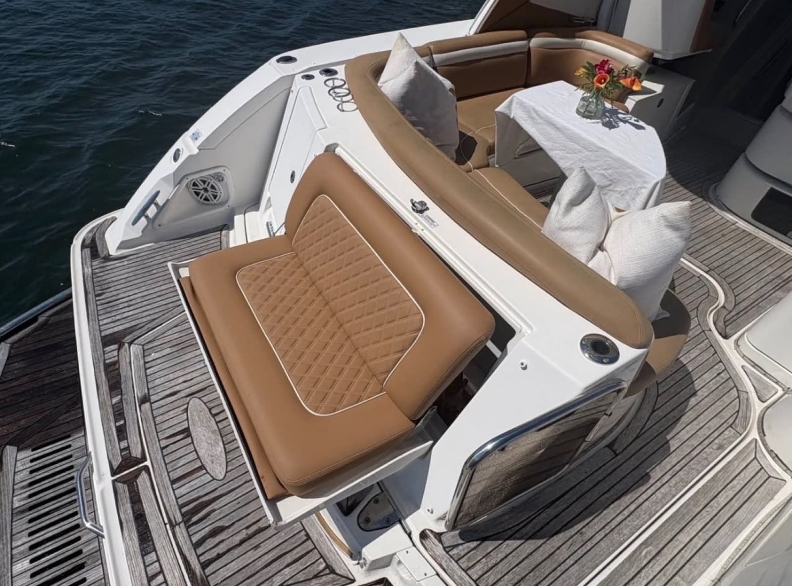 2009 Sea Ray Sundancer 350