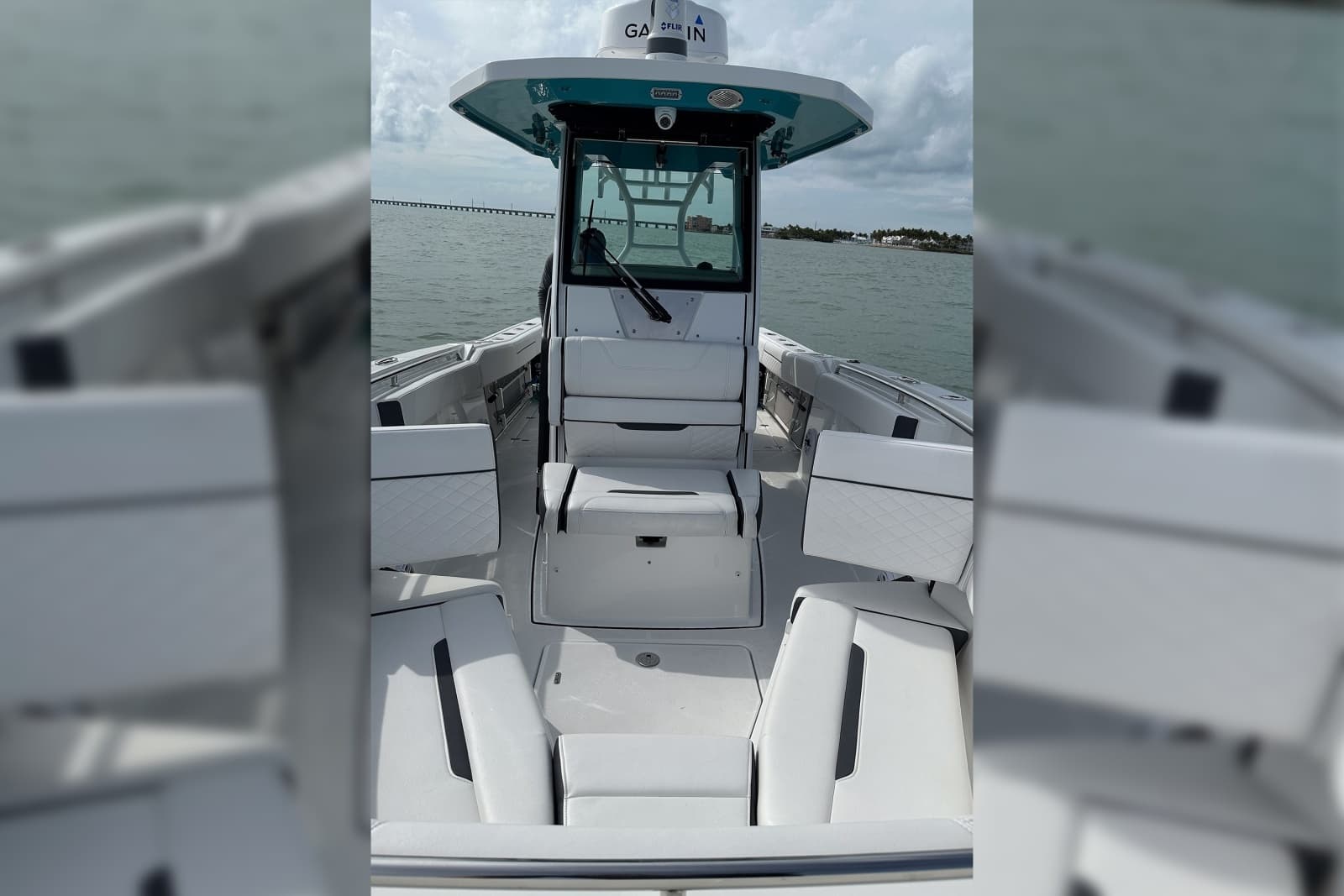 2021 Blackfin 272 CC