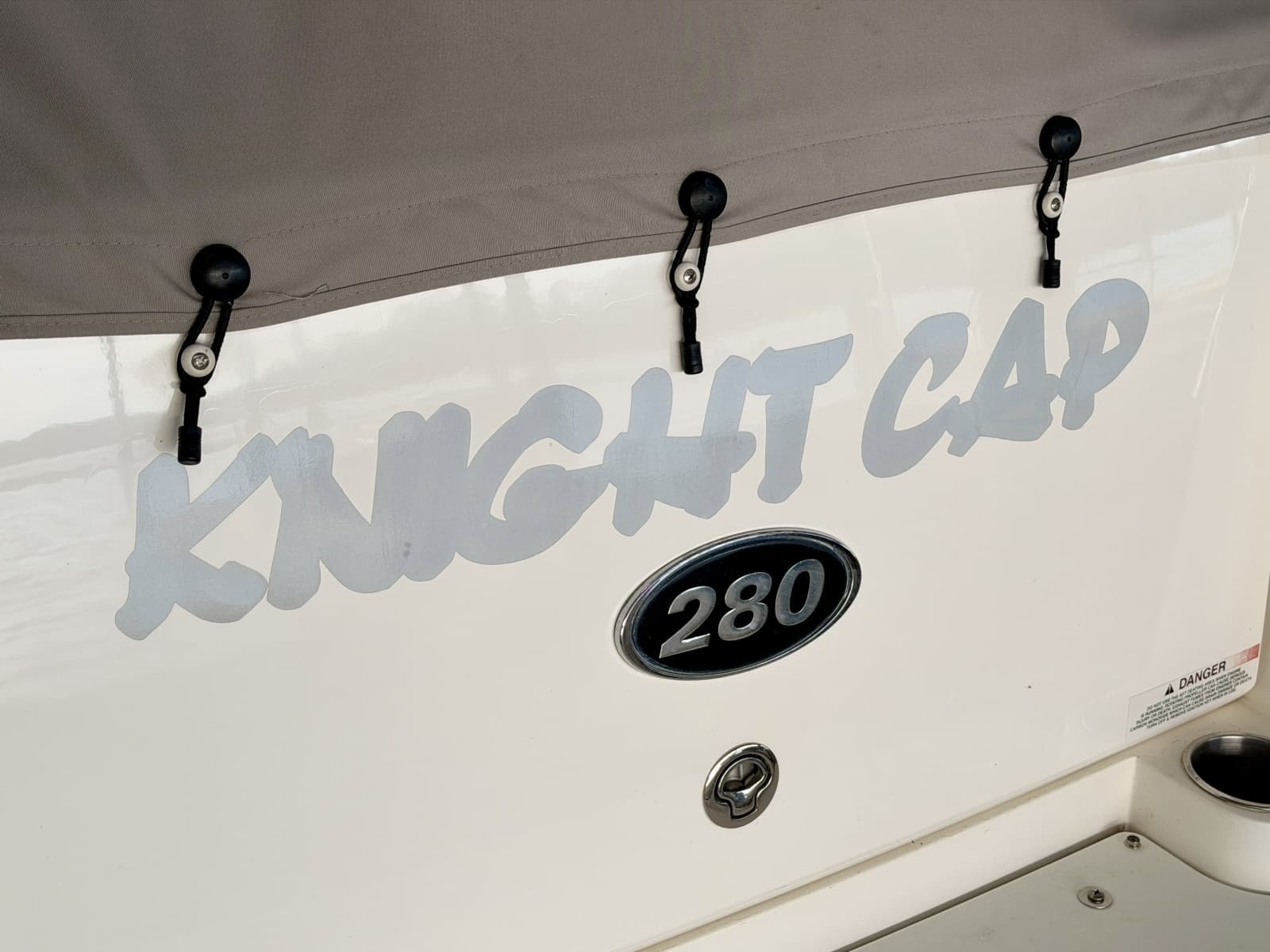 2008 Rinker 280 Express Cruiser