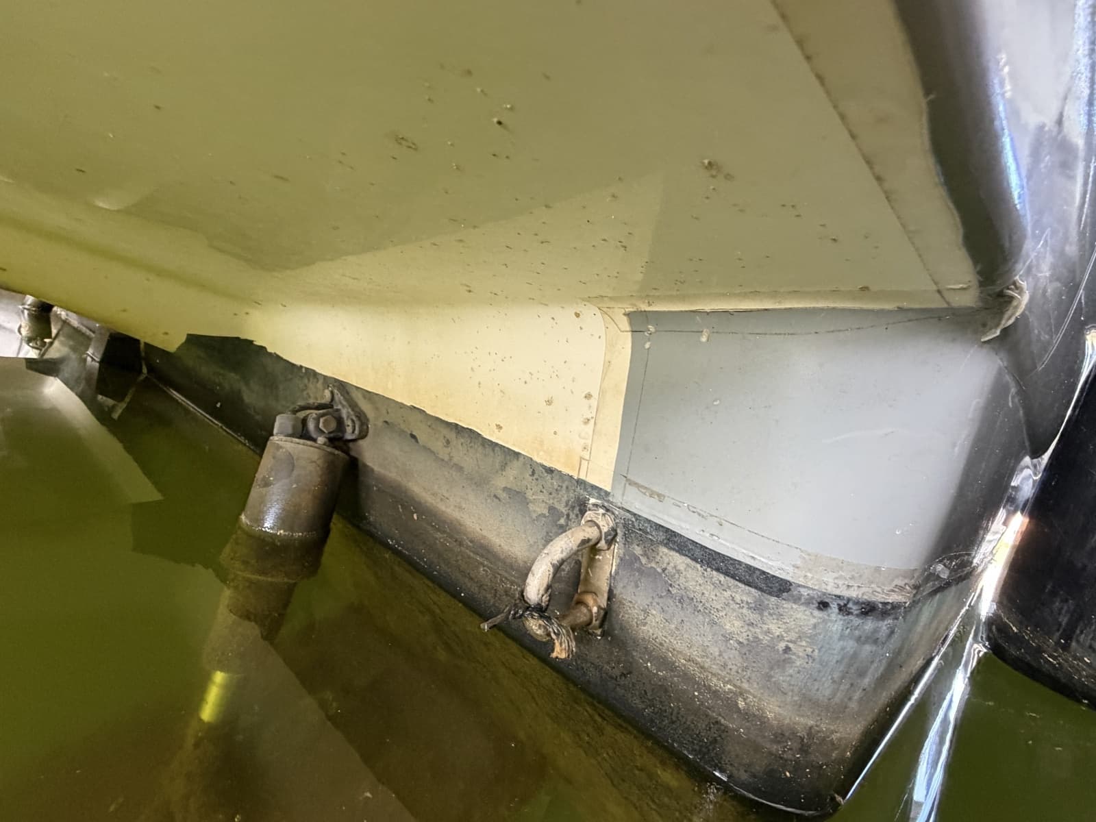 2008 Rinker 280 Express Cruiser