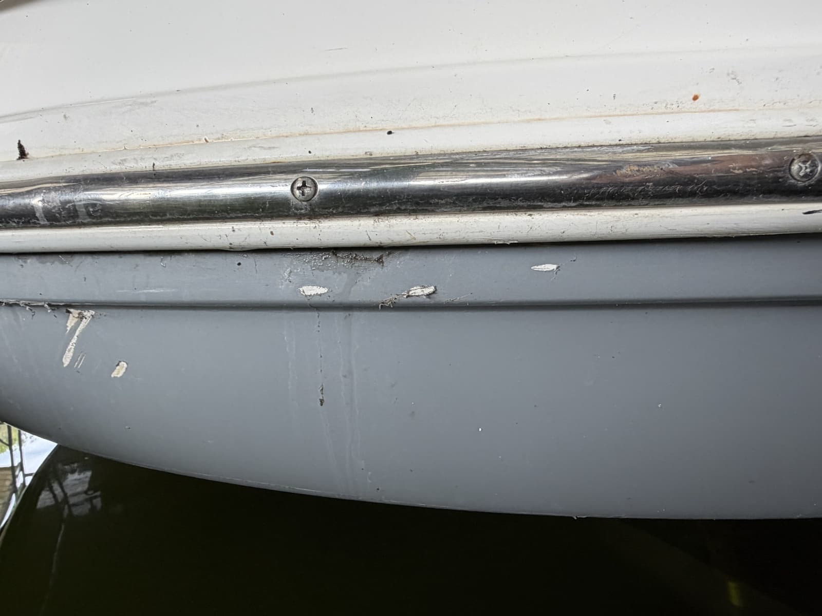 2008 Rinker 280 Express Cruiser