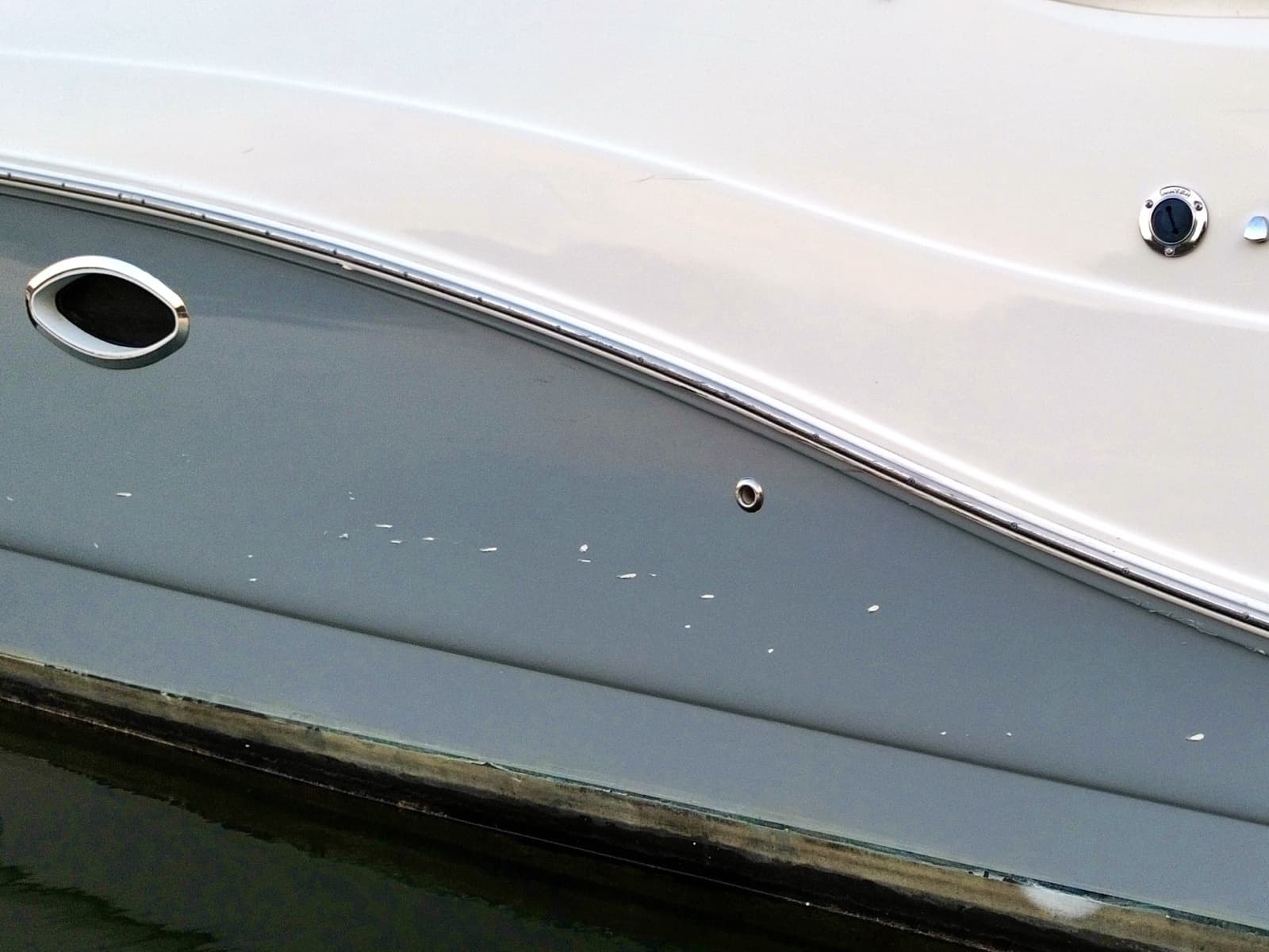 2008 Rinker 280 Express Cruiser