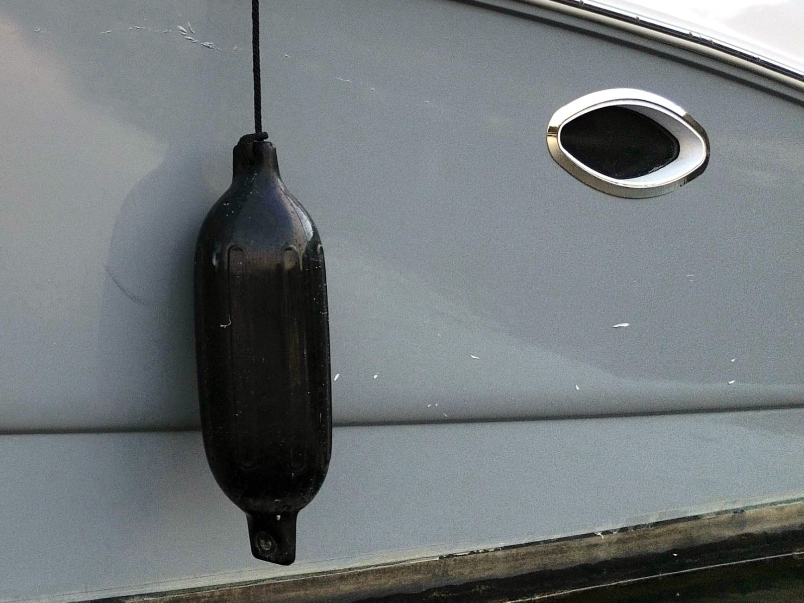 2008 Rinker 280 Express Cruiser