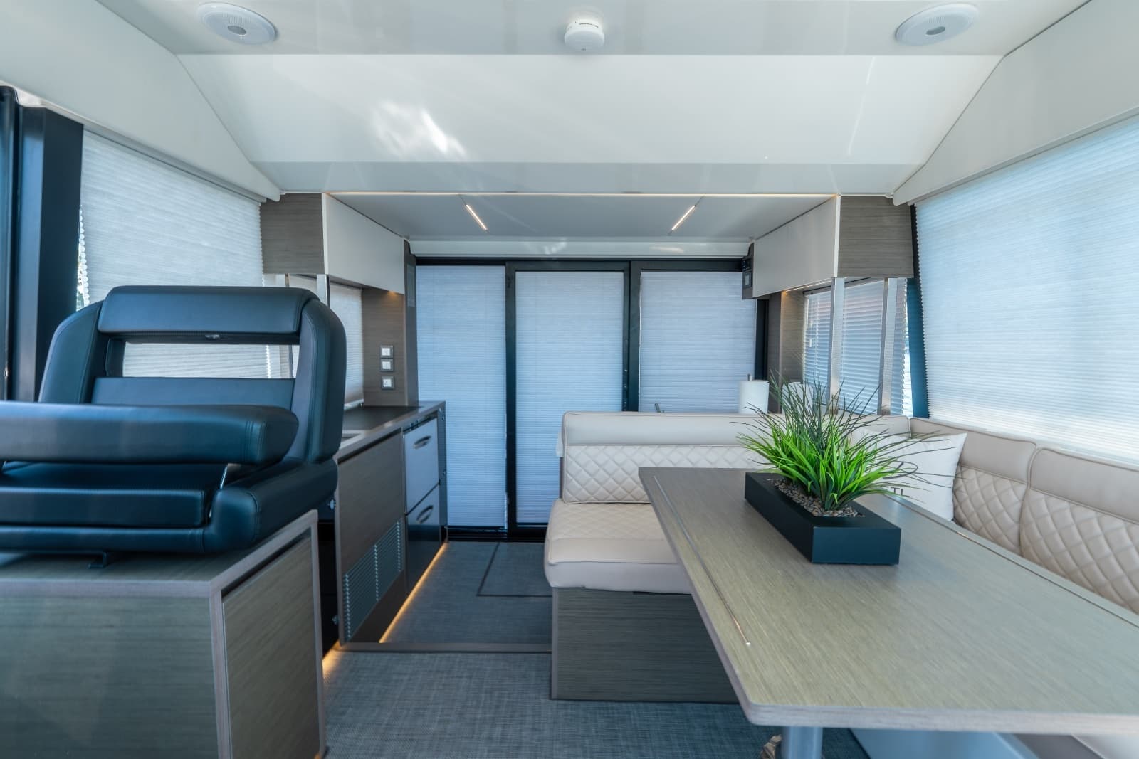 2024 Jeanneau NC 1295 Fly