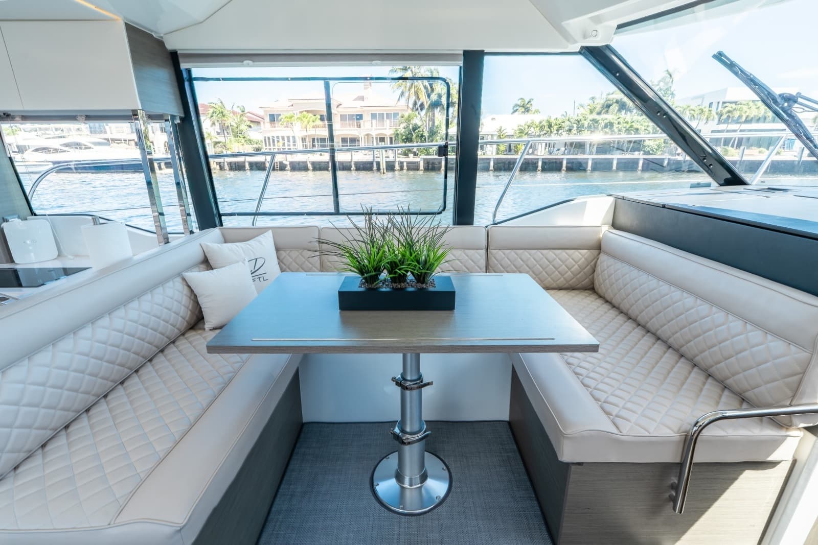 2024 Jeanneau NC 1295 Fly