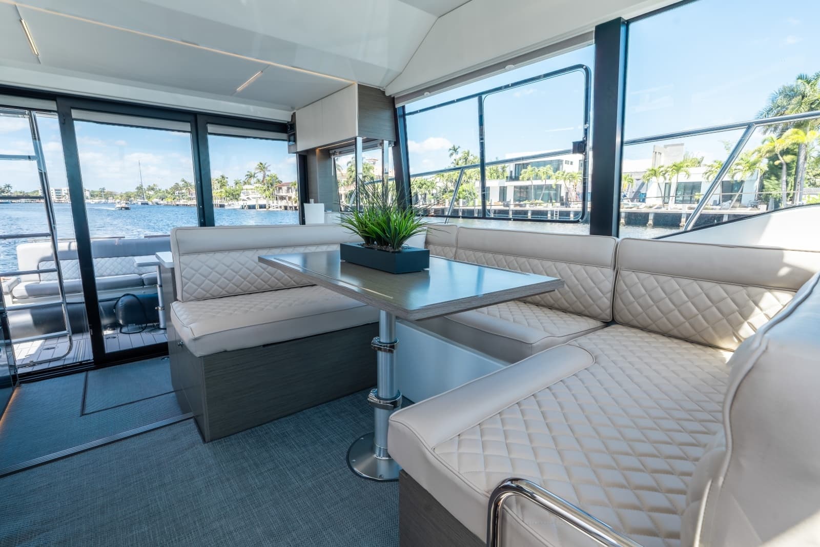 2024 Jeanneau NC 1295 Fly