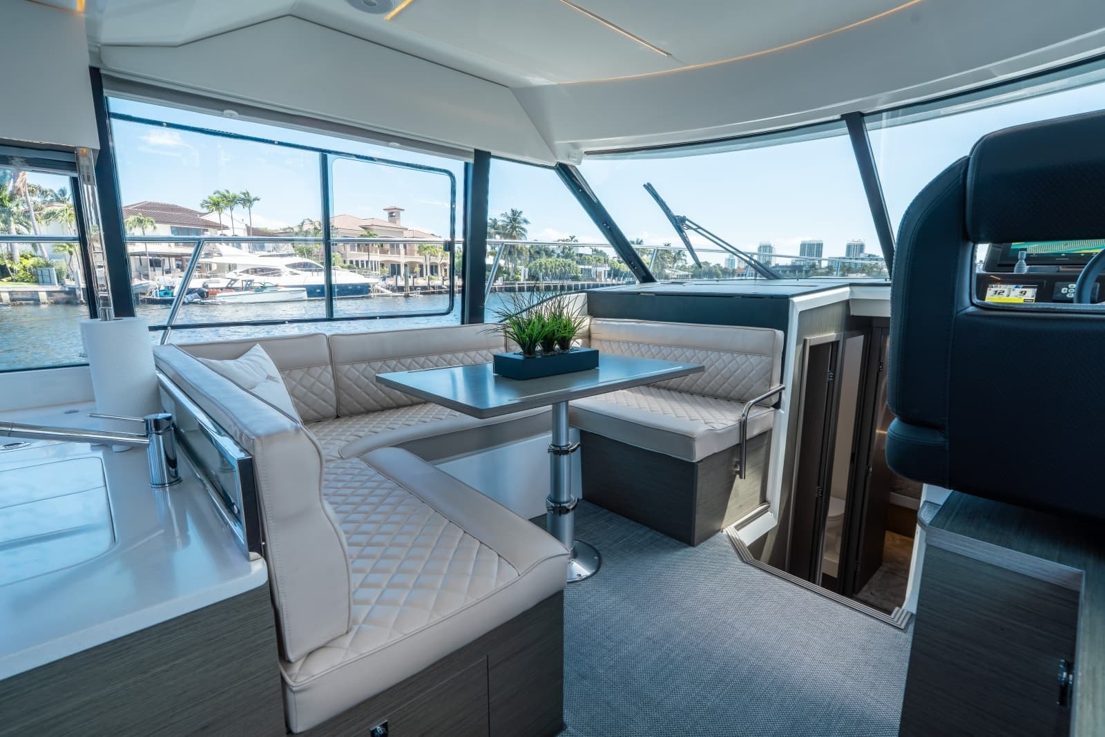 2024 Jeanneau NC 1295 Fly