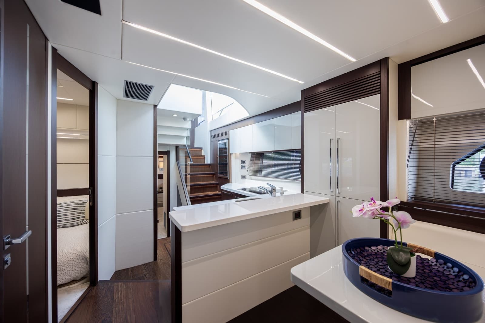 2020 Sunseeker PREDATOR 74 XPS