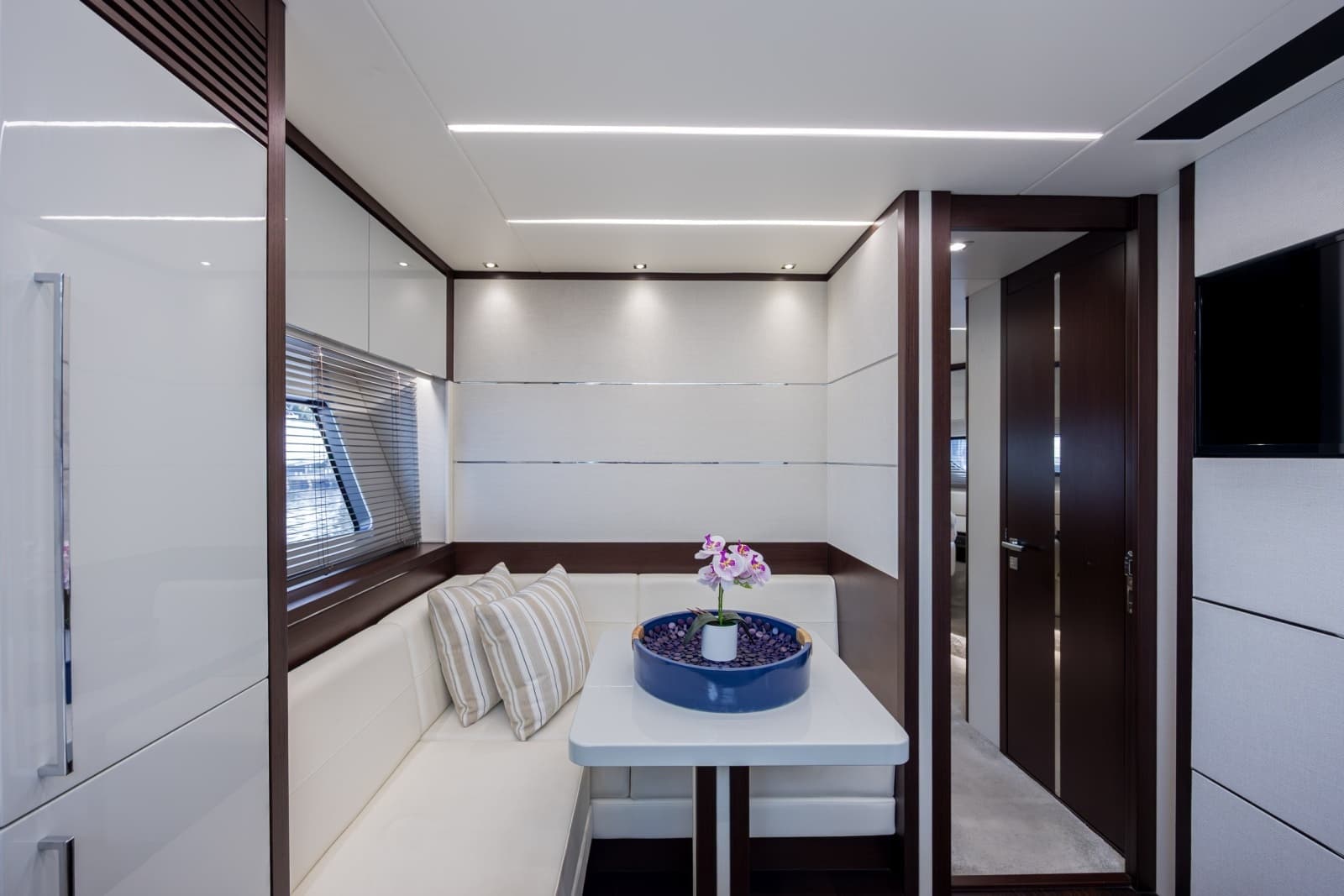 2020 Sunseeker PREDATOR 74 XPS