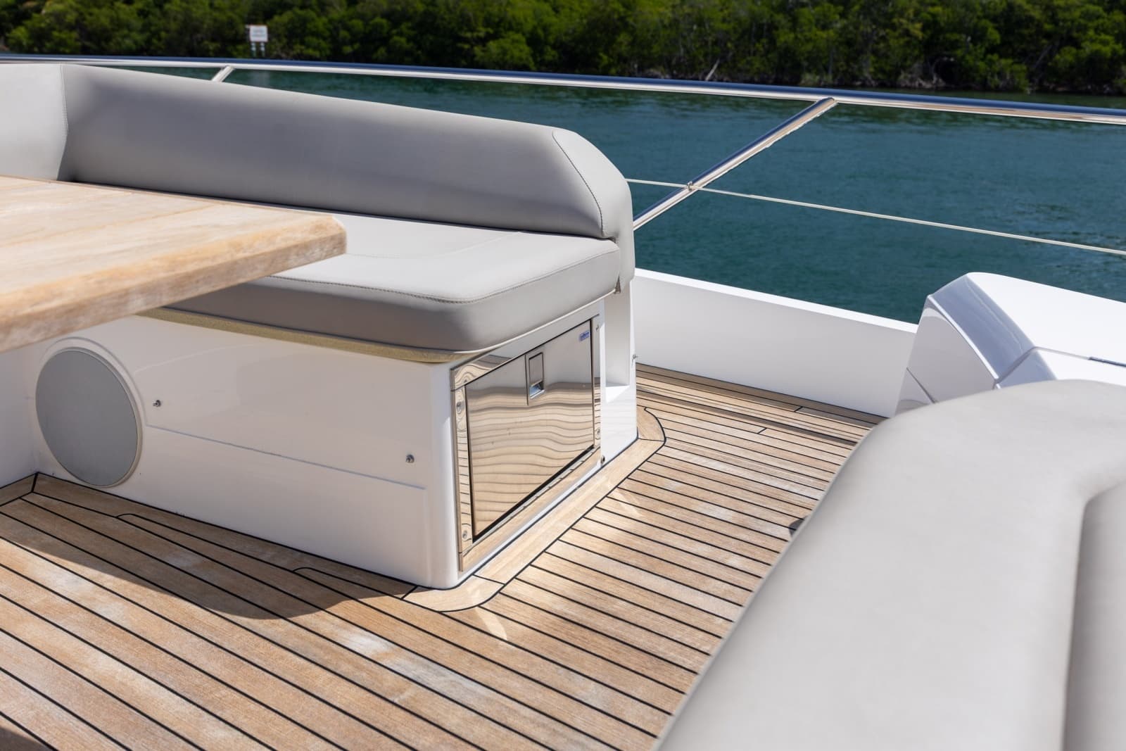 2020 Sunseeker PREDATOR 74 XPS