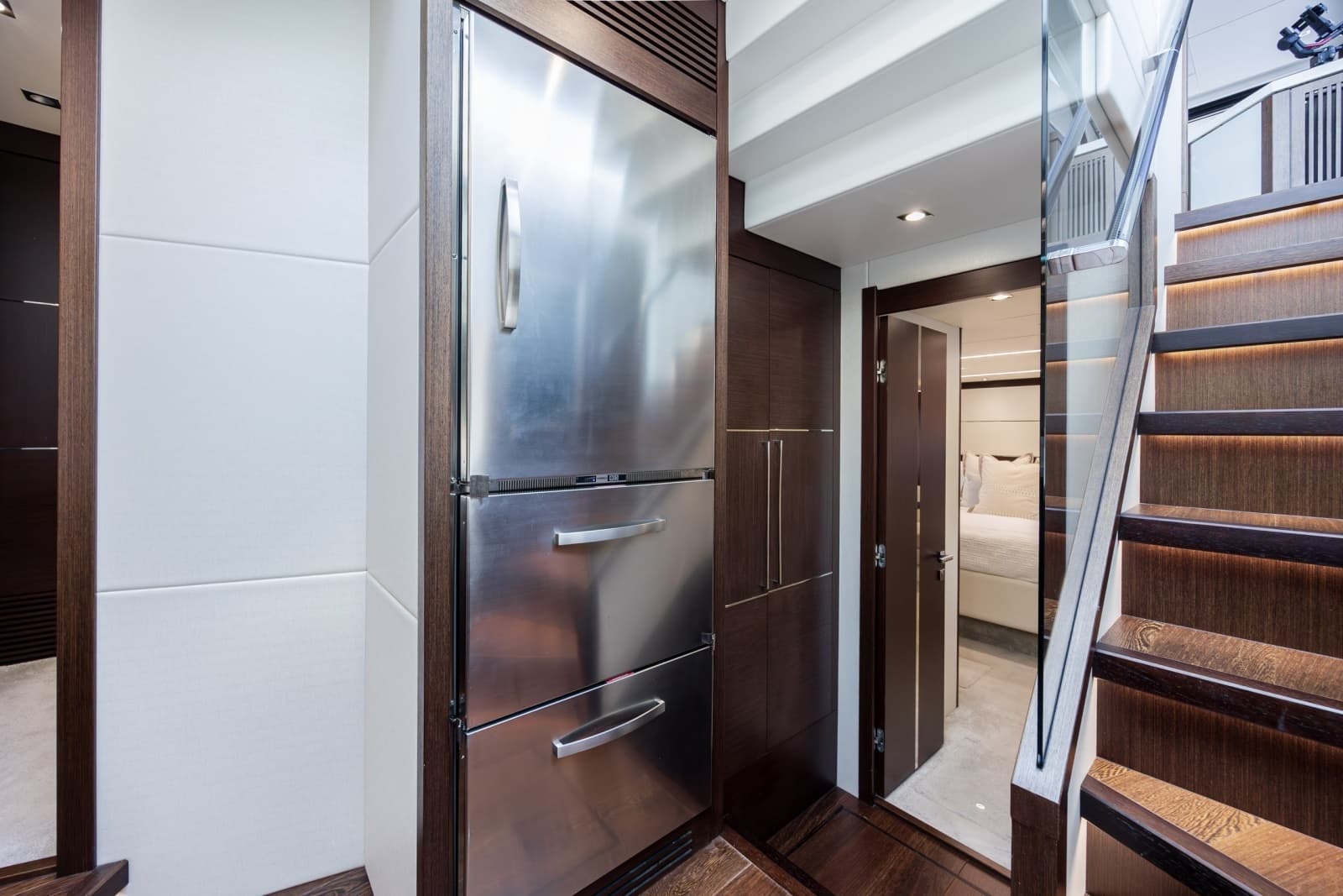 2020 Sunseeker PREDATOR 74 XPS