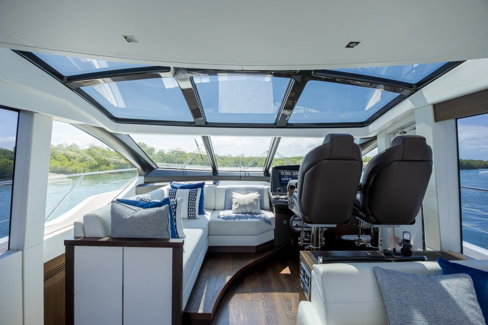 2020 Sunseeker PREDATOR 74 XPS