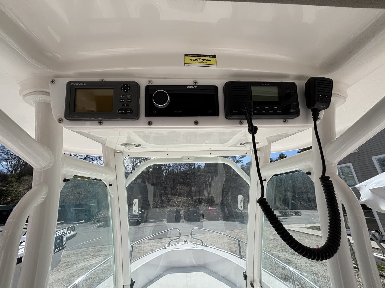 2011 Everglades Everglades 230 CC