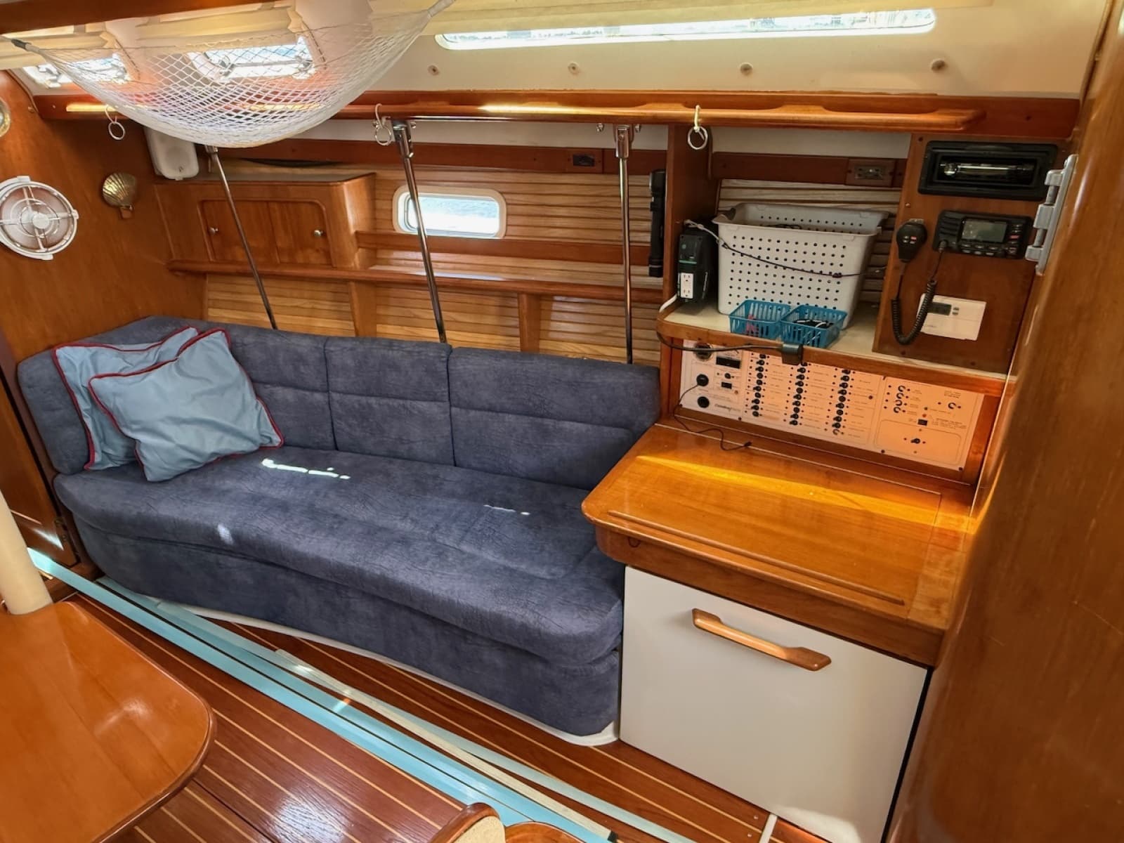 1998 Catalina 380
