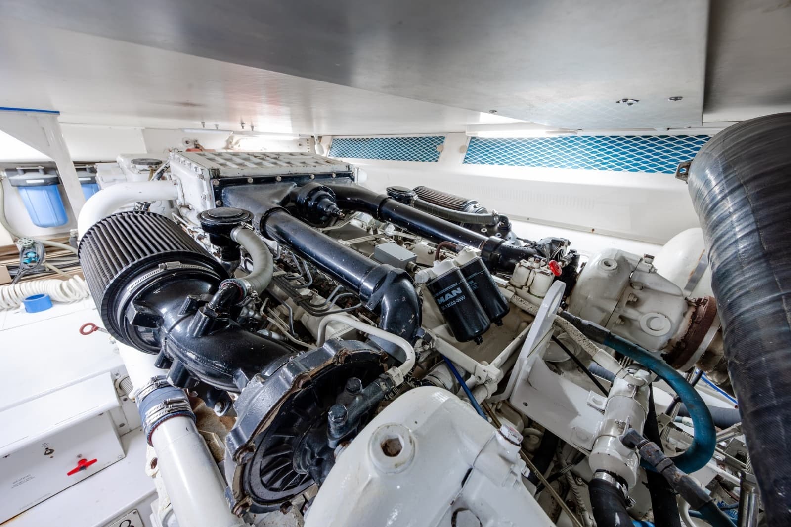 2000 Viking 55 Convertible