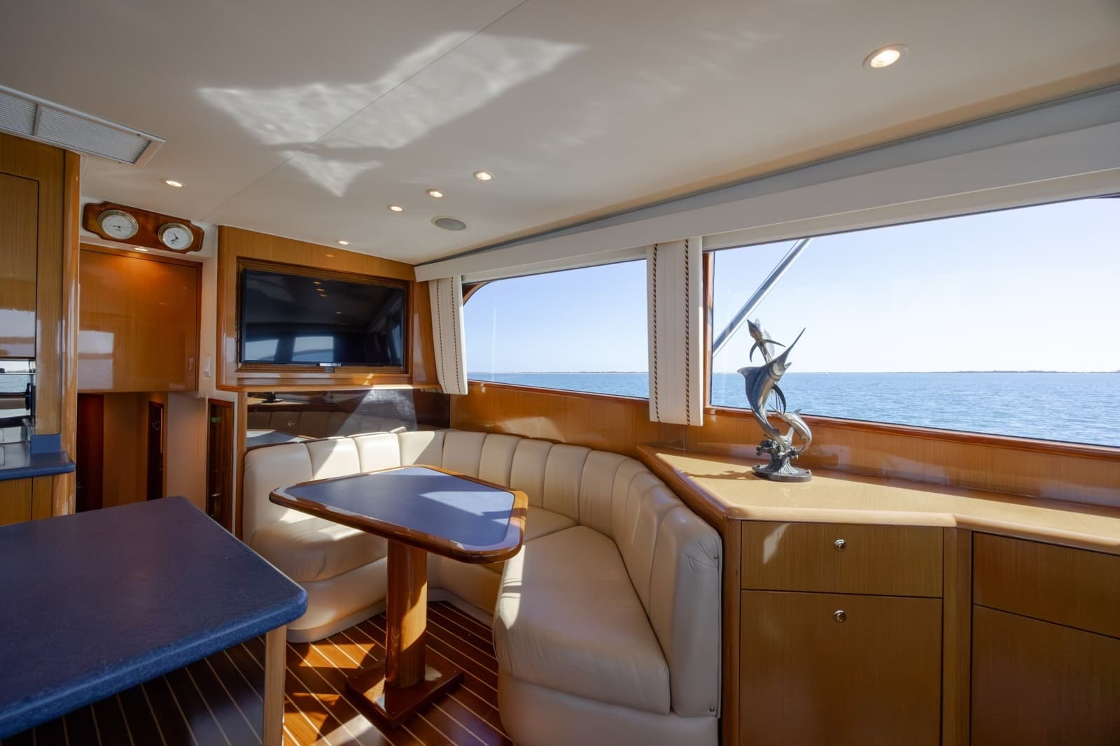 2000 Viking 55 Convertible