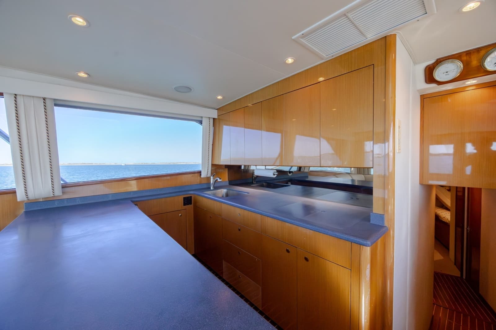 2000 Viking 55 Convertible