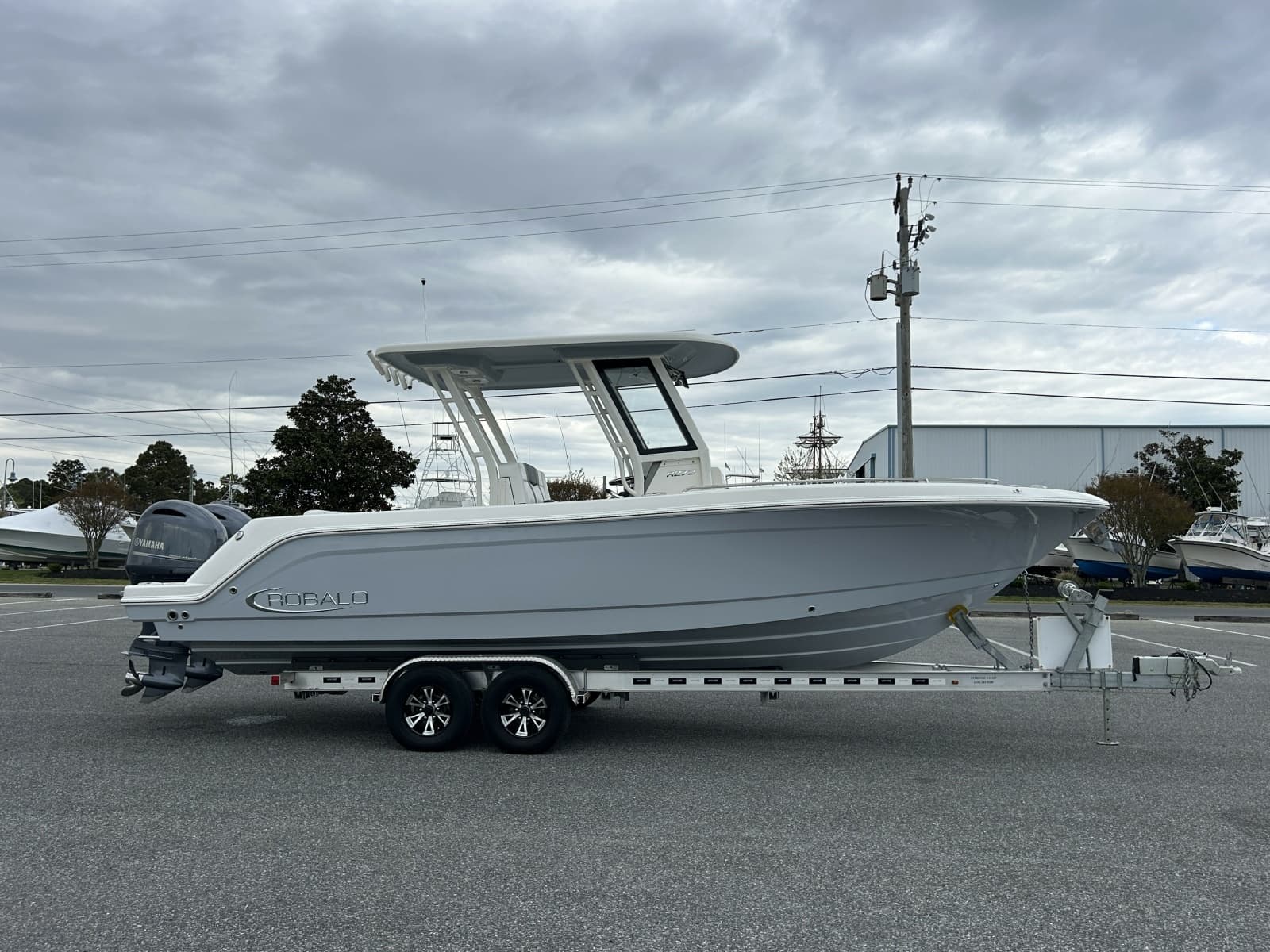 2021 Robalo 273