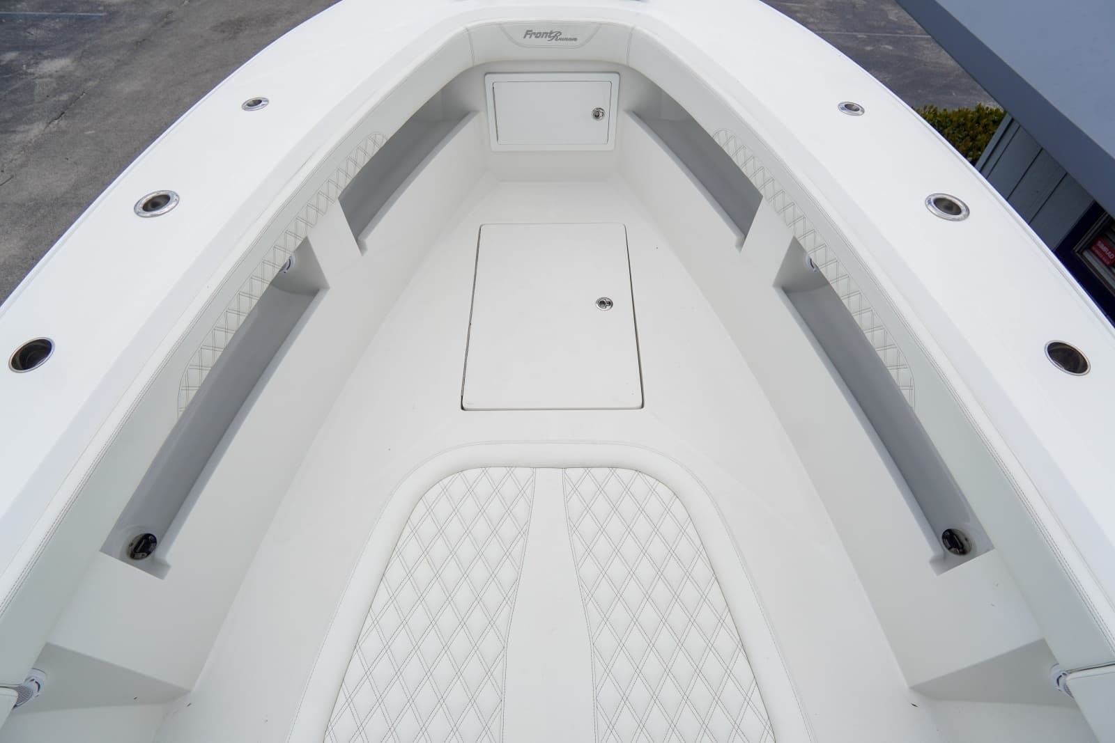 2024 Front Runner CC