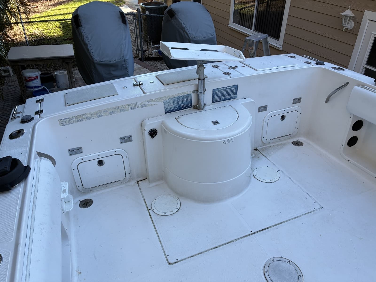 1997 Hydra-Sports 2750 WA