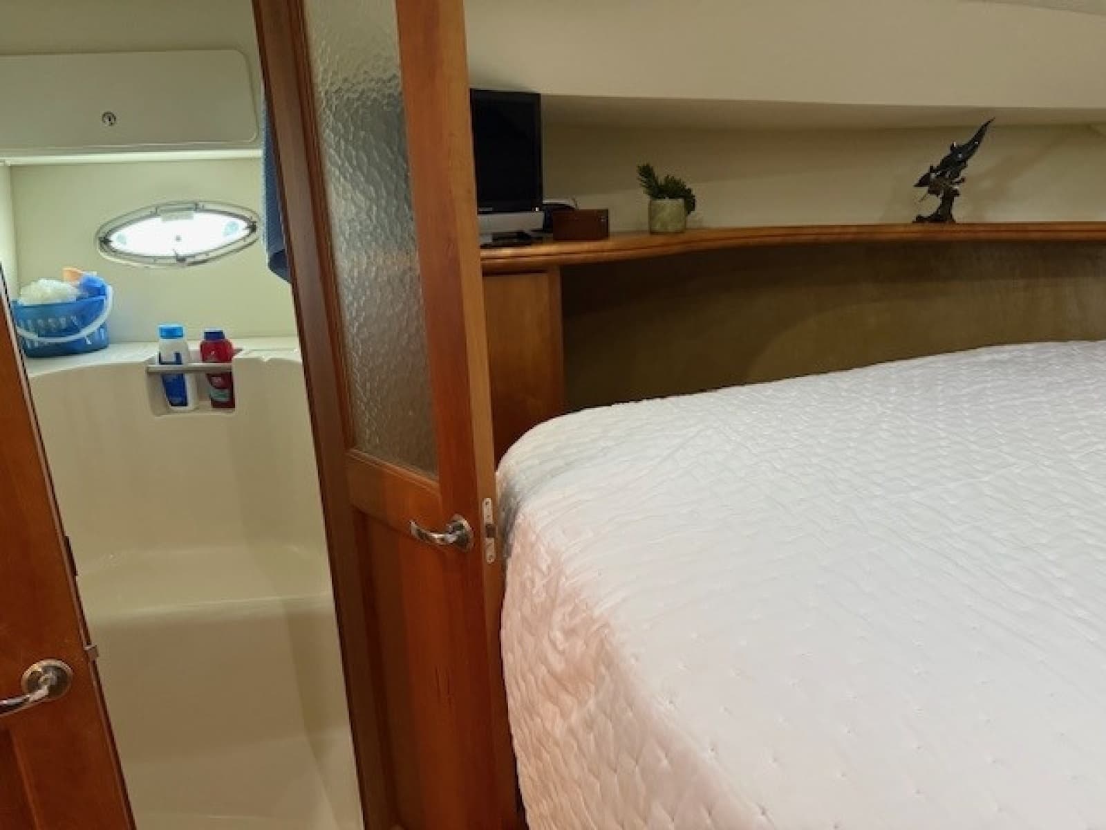 2001 Silverton 42 Convertible