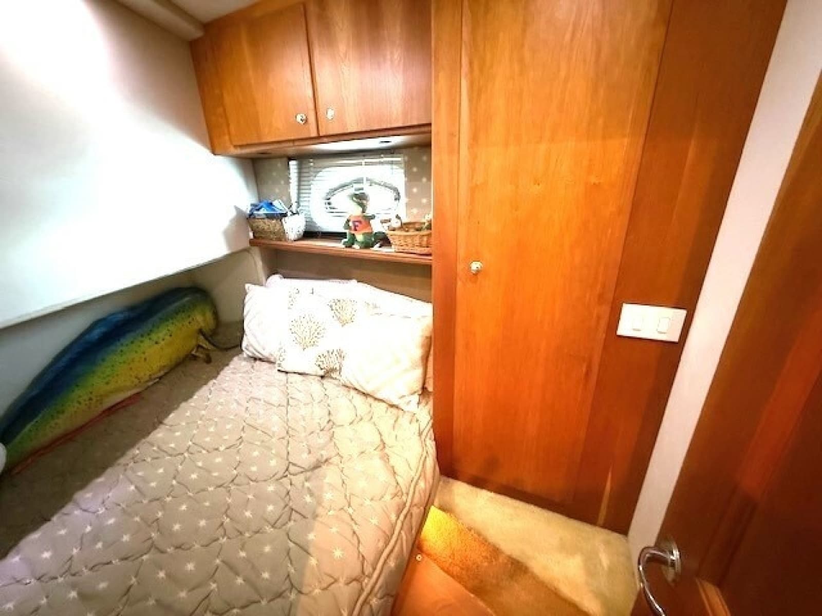 2001 Silverton 42 Convertible