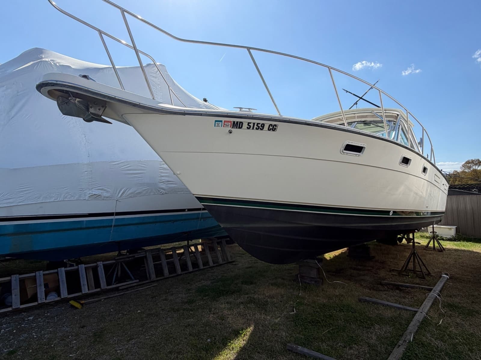 1997 Pursuit 3100 Express