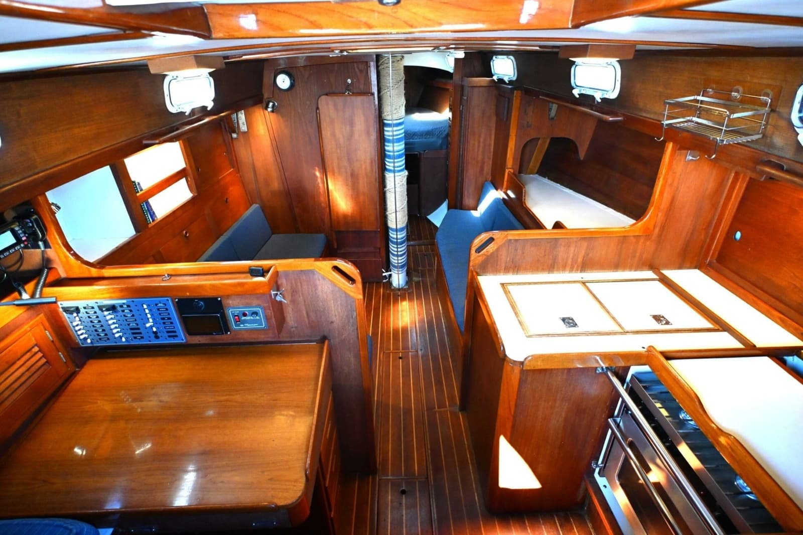 1980 Tartan 37