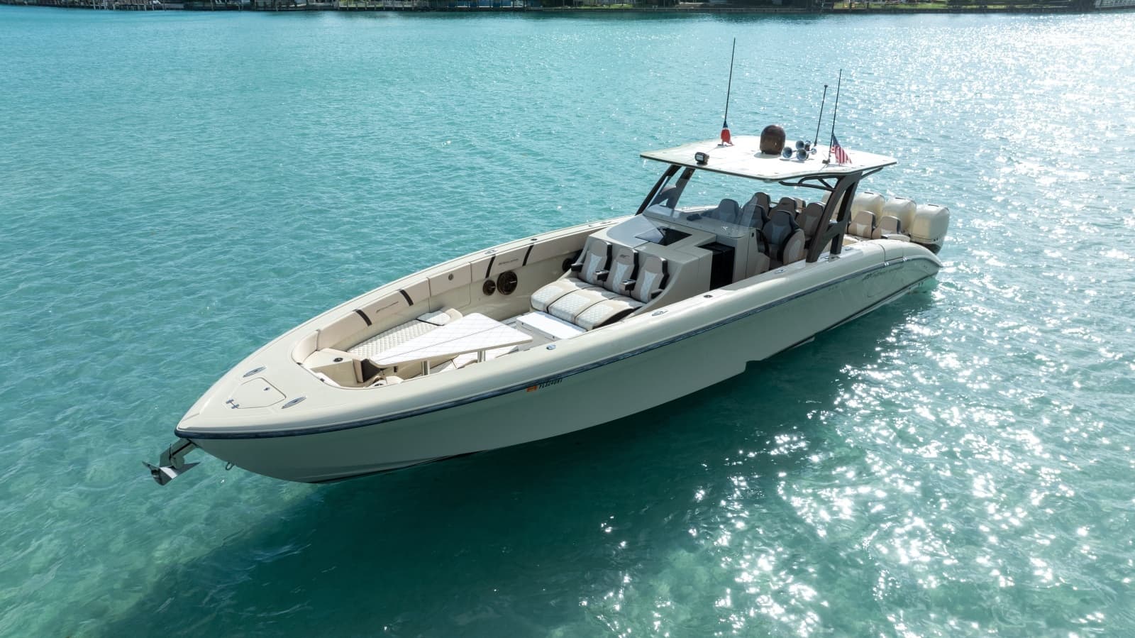 2019 Midnight Express 