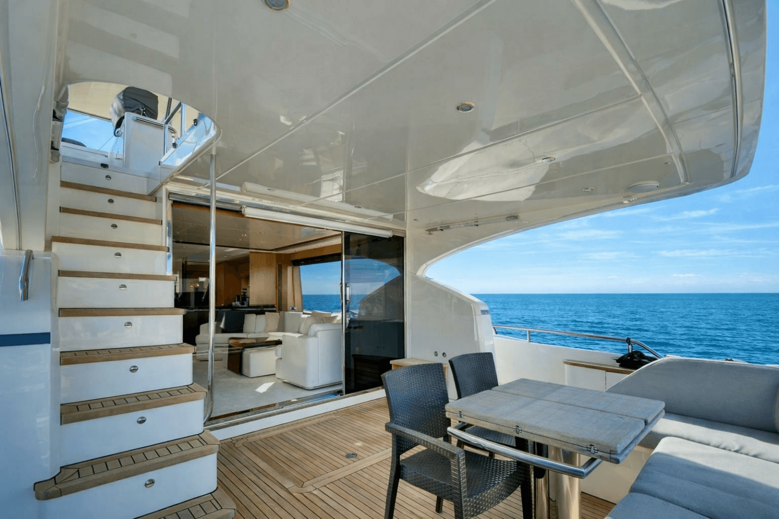 2014 Princess Yachts 