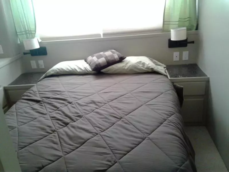 1991 Hatteras Cockpit Motor Yacht