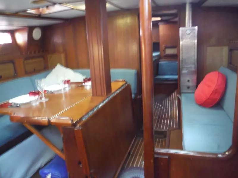 1980 Corbin 39 Aft Cockpit Cutter